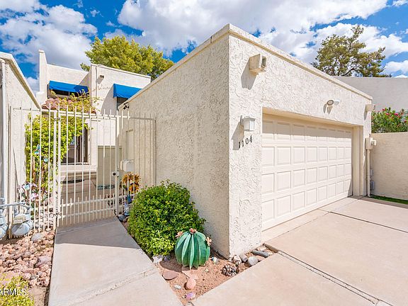 5th image of 1104 E DRIFTWOOD Drive