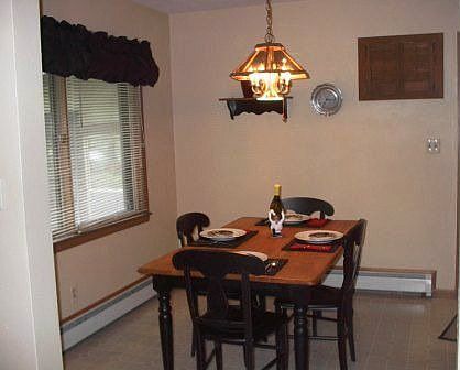 Kitchen Breakfast Area