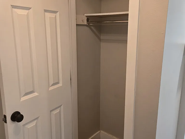 1287B Lake Shore Dr #214 — Photo 3