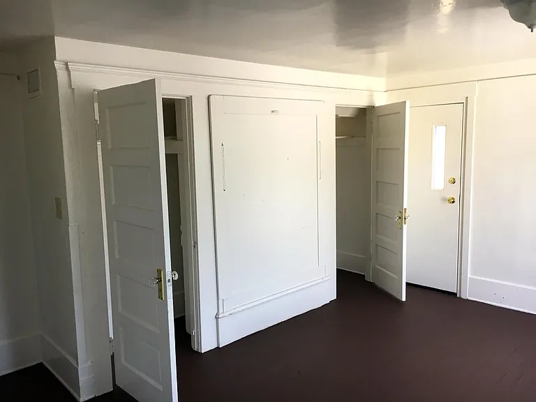 1915 4th Ave #9 — Photo 15