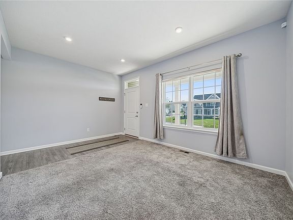 5th image of 1103 Wedgewood Dr