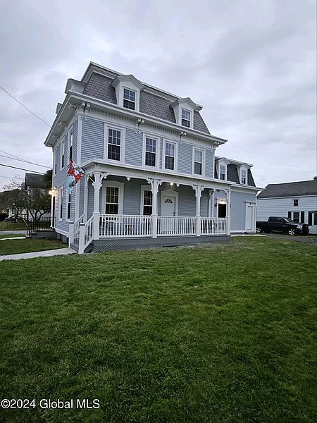 4th image of 73 Elm Street
