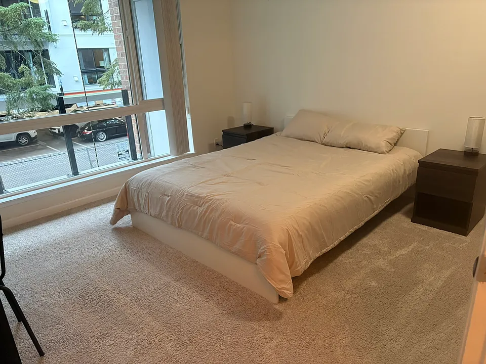 6225 Lake Washington Blvd NE #208