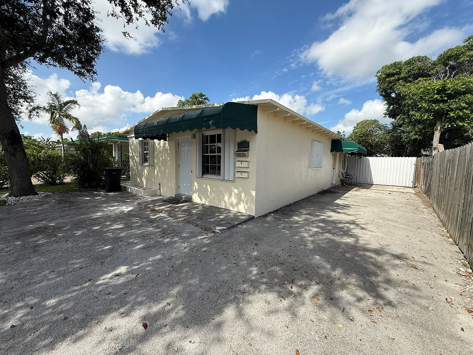 1 bed, $2,100 — Photo 2