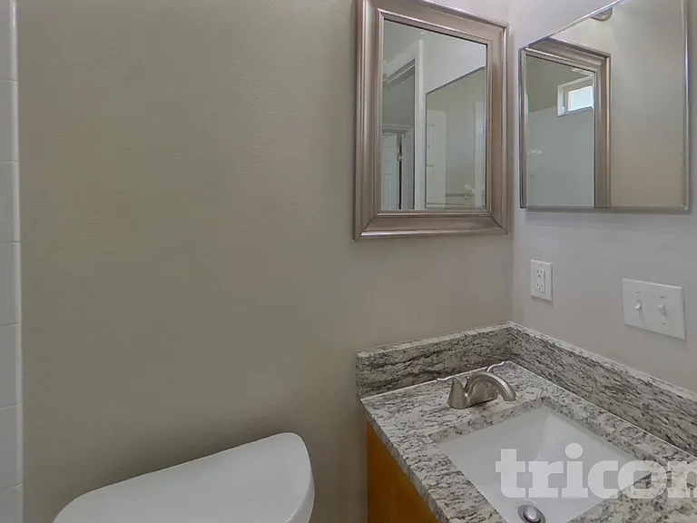 2143 Kaylas Ct — Photo 13