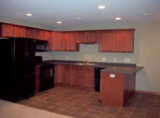 5824 Rooney Dr #5824, Eau Claire, WI 54701
