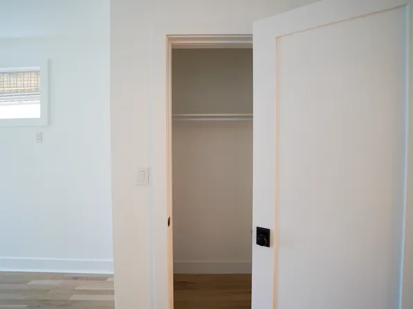 188 West 9th Street image 16 of 18