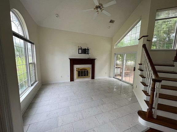 2nd image of 1635 Pondside Dr