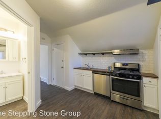 1115 4th St NE #2, Minneapolis, MN 55413