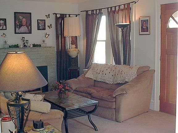 23x11 Living Room