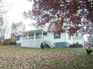 5713 Grahn Rd, Olive Hill, KY 41164
