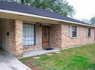 11668 E Black Oak Dr, Baton Rouge, LA 70815