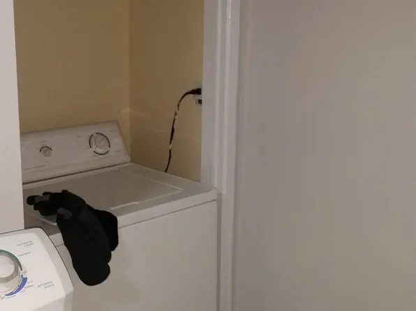 52 Timberlane Dr #Basement, Brampton, ON L6Y 4B6