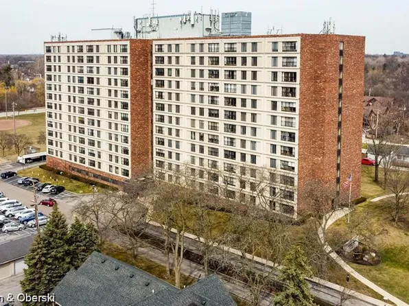 21800 Morley Ave APT 510, Dearborn, MI 48124