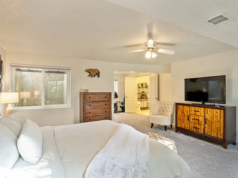 S Old Mill Cir — Photo 41