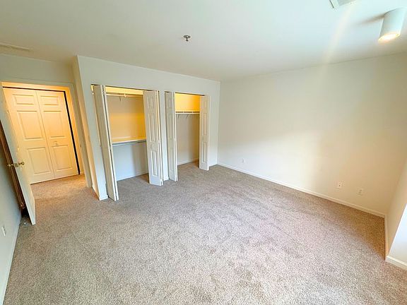 5th image of 1117 Plymouth Dr #299