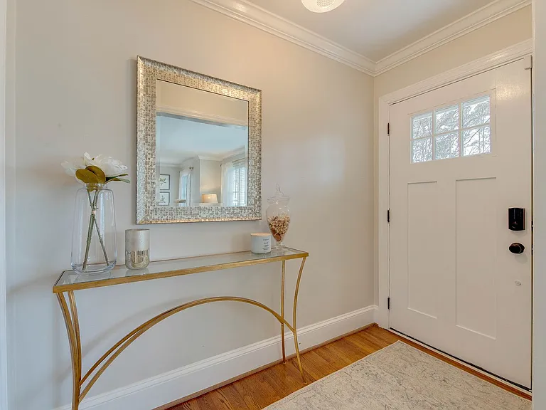 3221 Sunset Dr — Photo 7