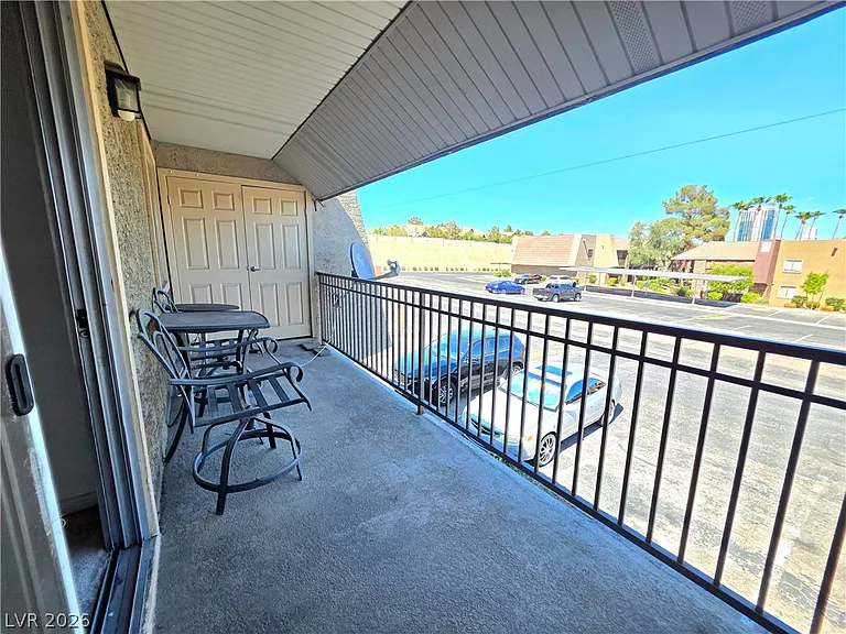 5134 River Glen Dr #240 — Photo 22