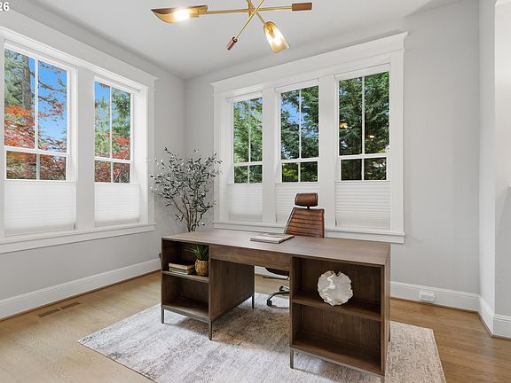 3rd image of 14711 Uplands Dr