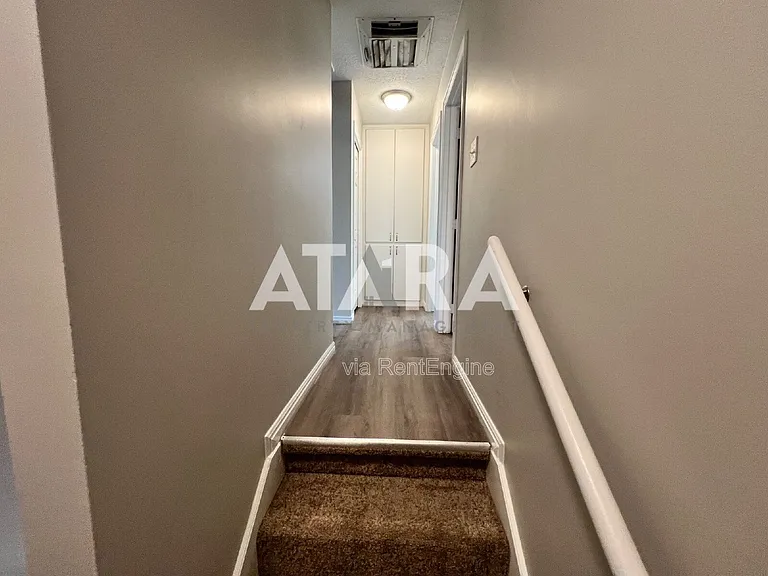 Pine Terrace — Photo 17