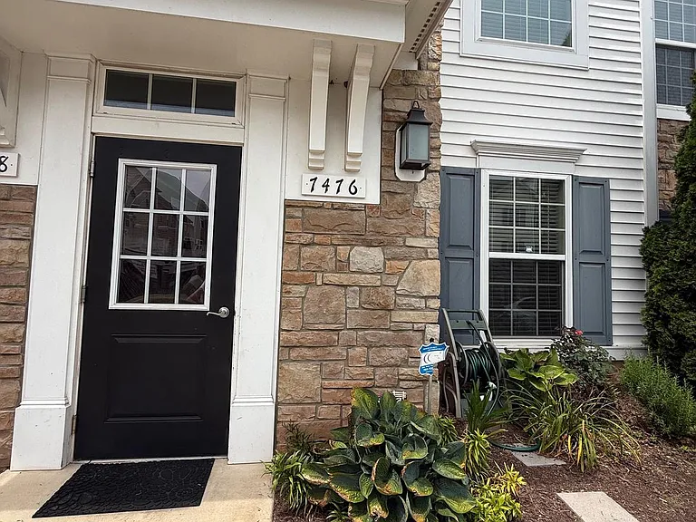 7476 Riding Meadow Way — Photo 28