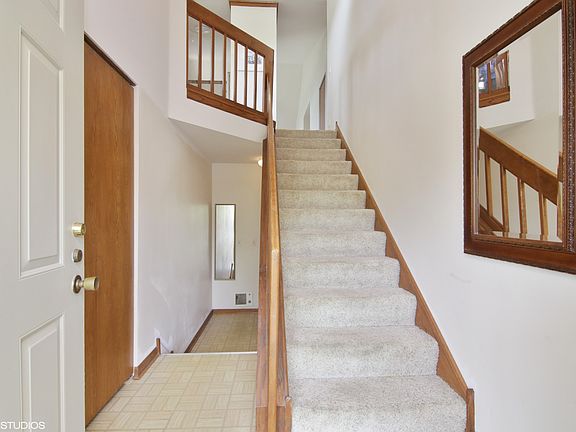 2nd image of 3116 Daniels Ct