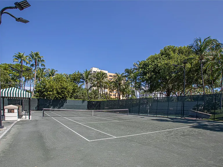 731 Crandon Blvd #308 — Photo 59