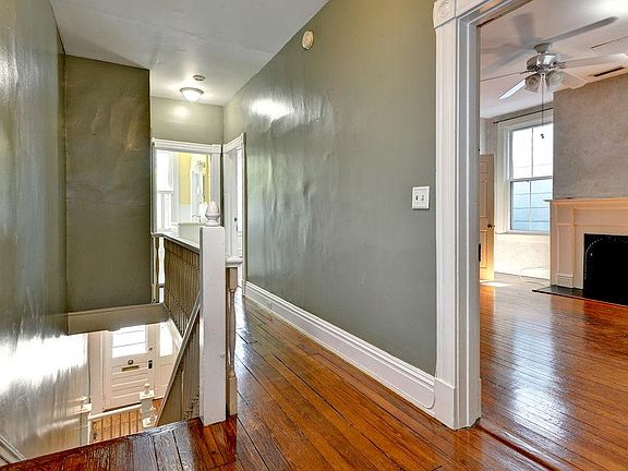 5th image of 3205 Parkwood Ave #2