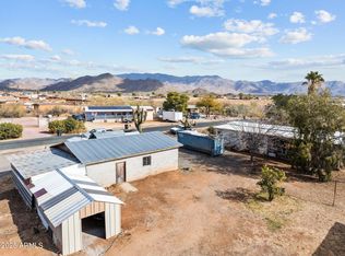 22955 Hillward E, Congress, AZ 85332