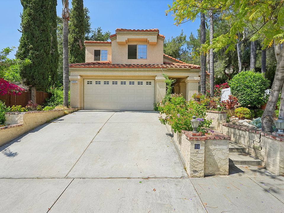 1st image of 29286 Greenbrier Pl