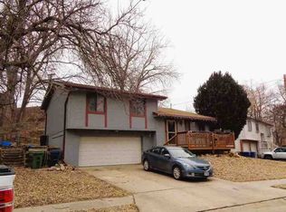 1702 Warren St, Bellevue, NE 68005
