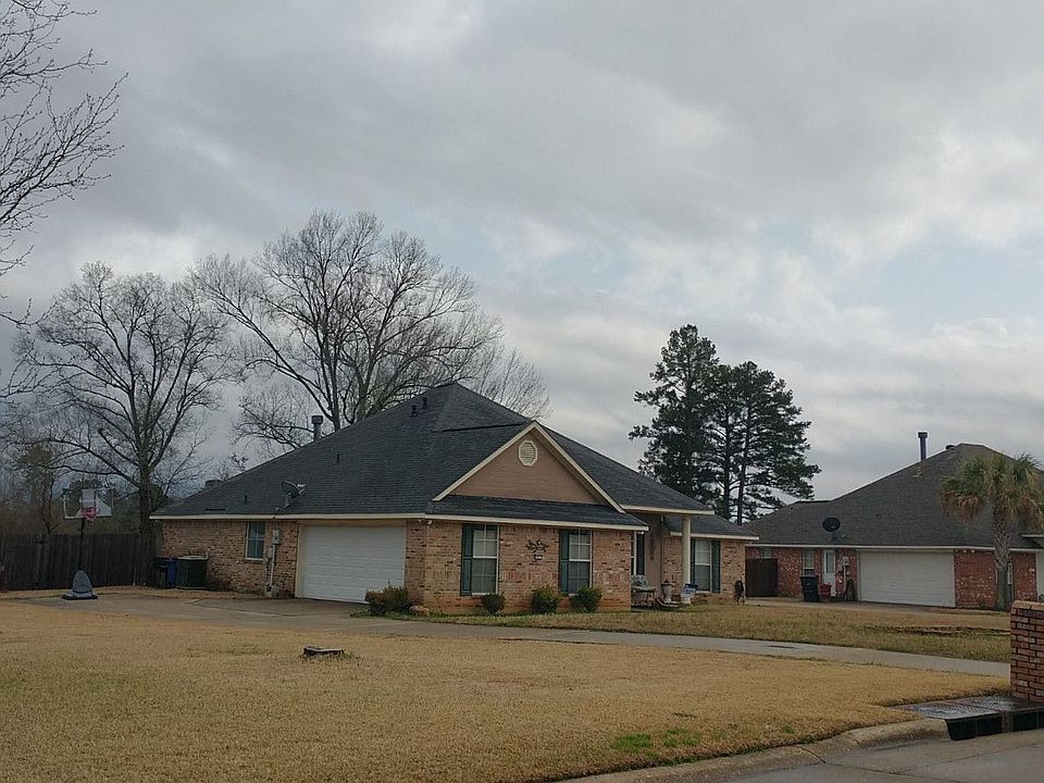 2nd image of 9053 Newcastle Dr