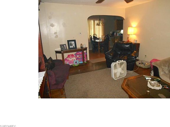 4th image of 754 Oliver St