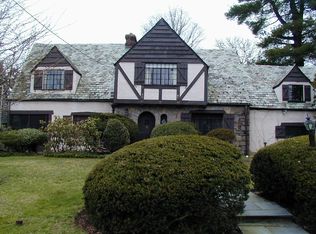 8 Tyler Rd, Scarsdale, NY 10583
