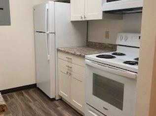1011 N Garfield Ave #C102, Pierre, SD 57501
