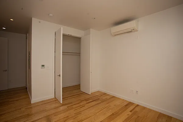 Rented by Blip LLC | media 37