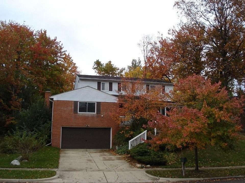 front view in Fall