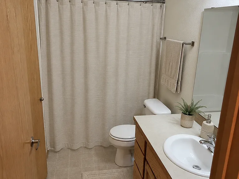 102nd Pl SW — Photo 4