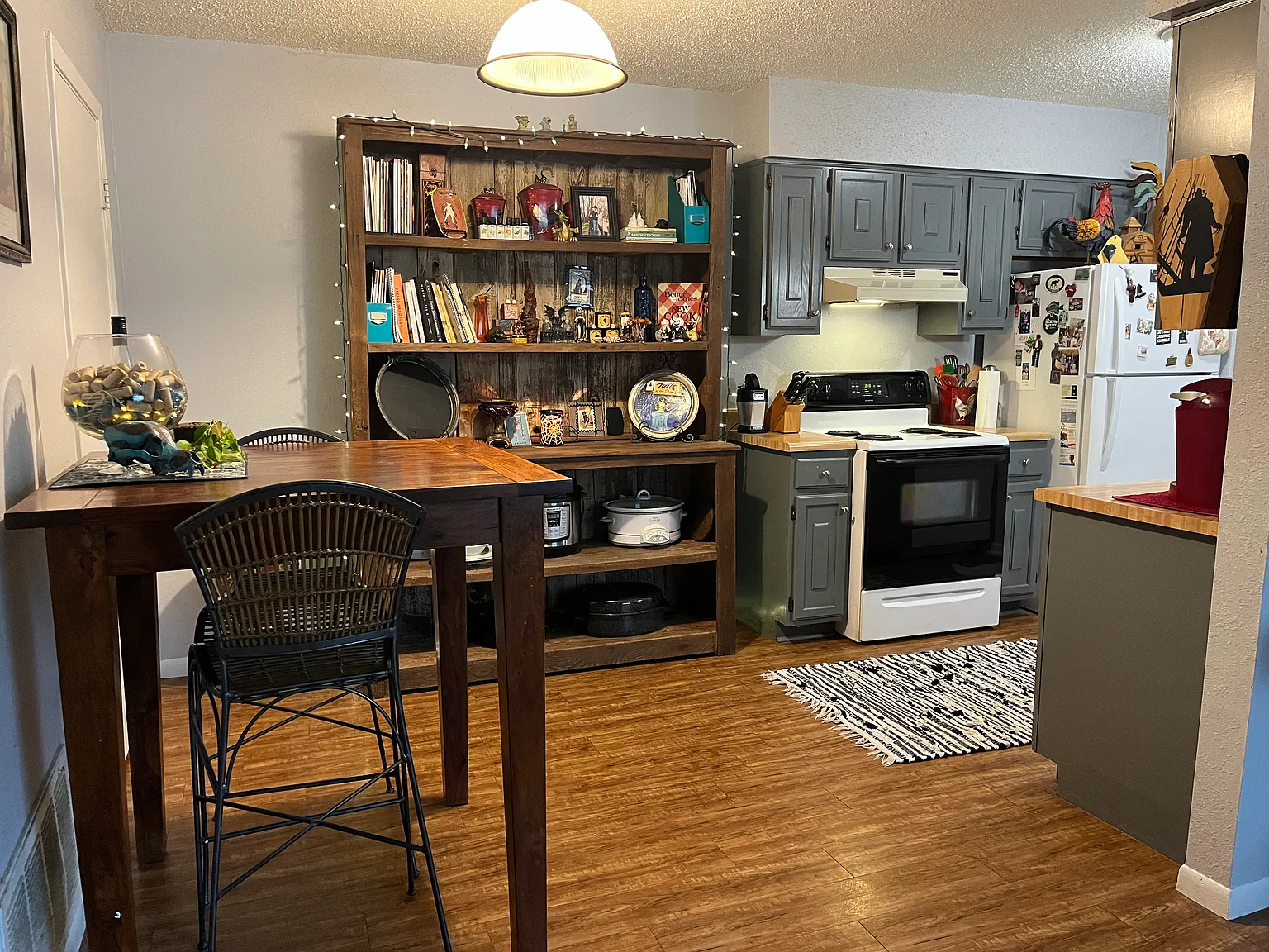 3 bed, 1000 sqft, $1,275 — Photo 4