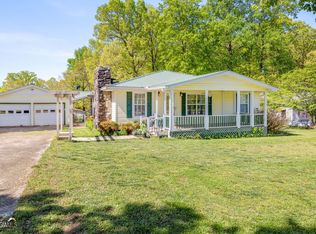 598 Carl Loudermilk Rd, Mount Airy, GA 30563