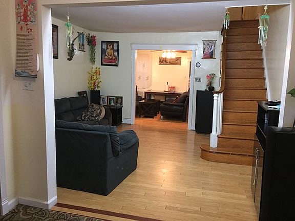 5th image of 123 W Spencer St