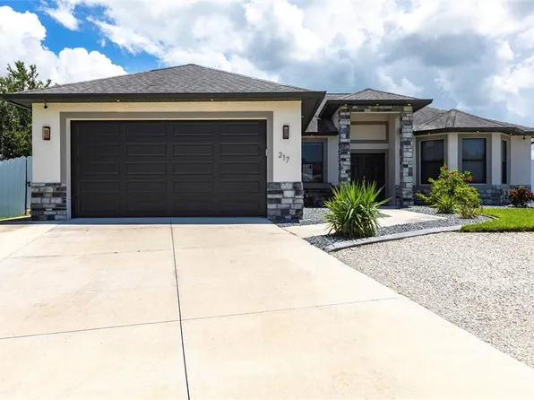 217 SW 10th Pl, Cape Coral, FL 33991