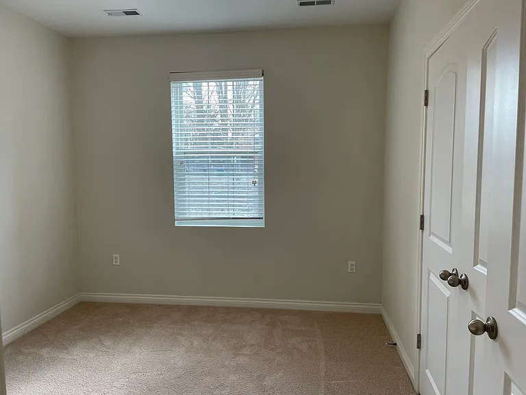 54210 Bay Point Dr — Photo 18