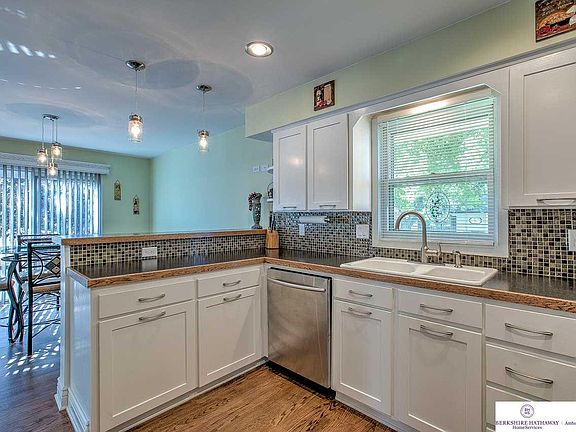 5th image of 10909 Hogantown Dr