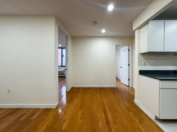 924 Metropolitan Avenue image 1 of 36