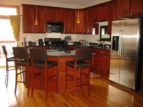 3rd image of 424 E Oakwood Blvd Unit 11