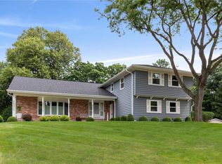 3233 Park View Ct SE, Cedar Rapids, IA 52403
