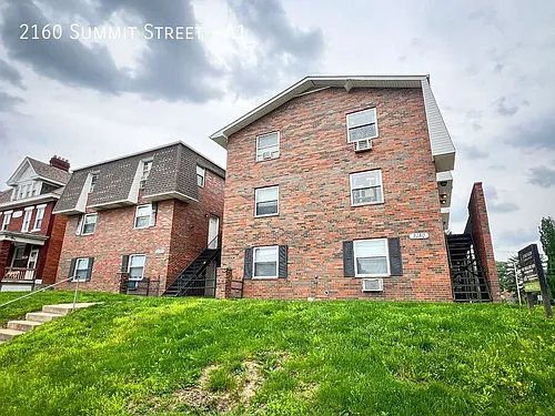 2160 Summit St #A1 Photo 1 2160 Summit St #A1 Photo 1