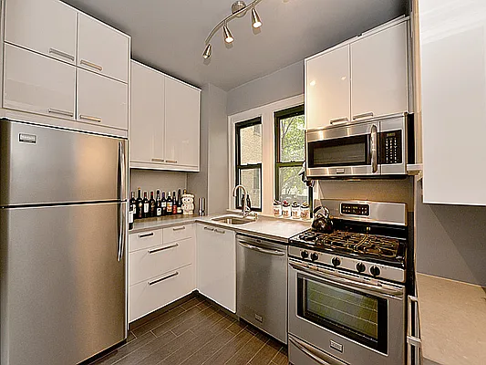 Sold by Cooper & Cooper Real Estate | media 27