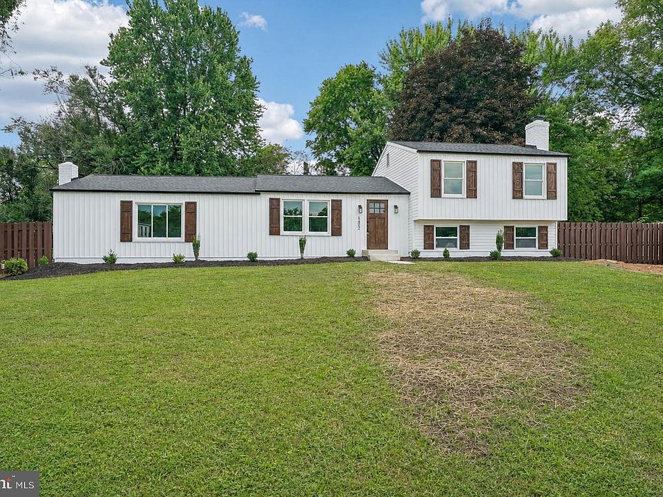 1st image of 4492 Jade Ct